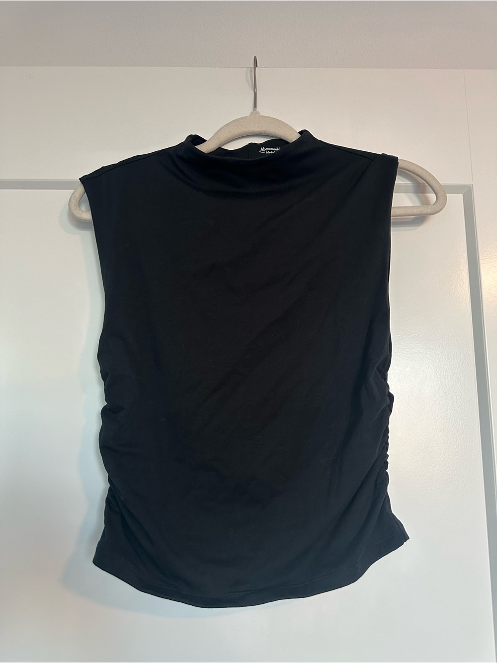 Abercrombie & Fitch Black Sleeveless Mock Neck Tank